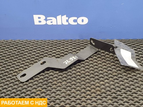 Кронштейн ускорительного клапана